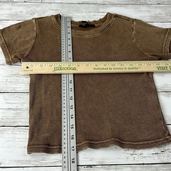 FOREVER 21 Ribbed brown crop top sz 6 - Picture 3 of 6